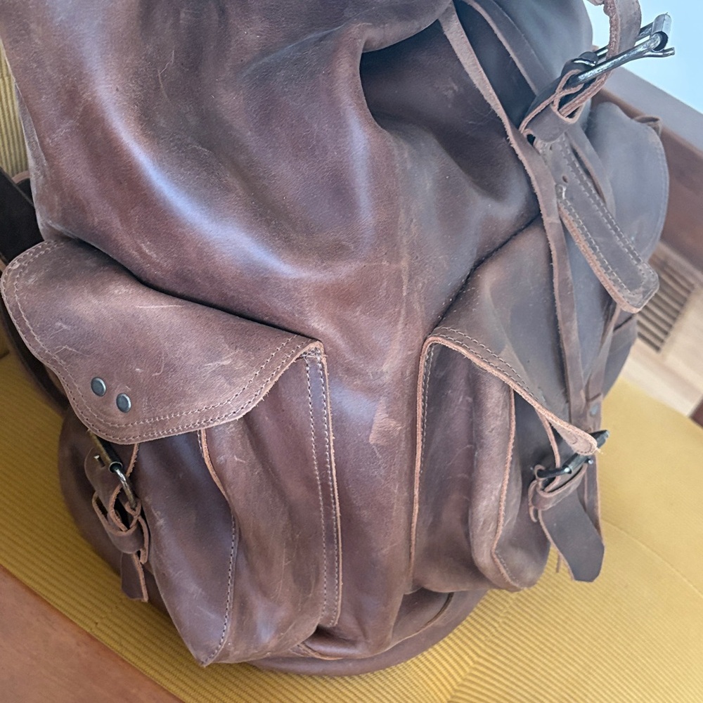 Vintage Large Leather Backpack - image 4